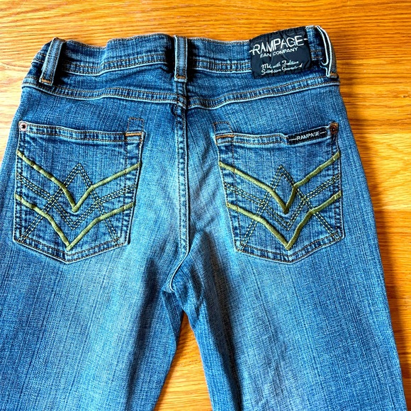 Rampage size 5 jeans, preowned, lightly worn - Picture 2 of 8